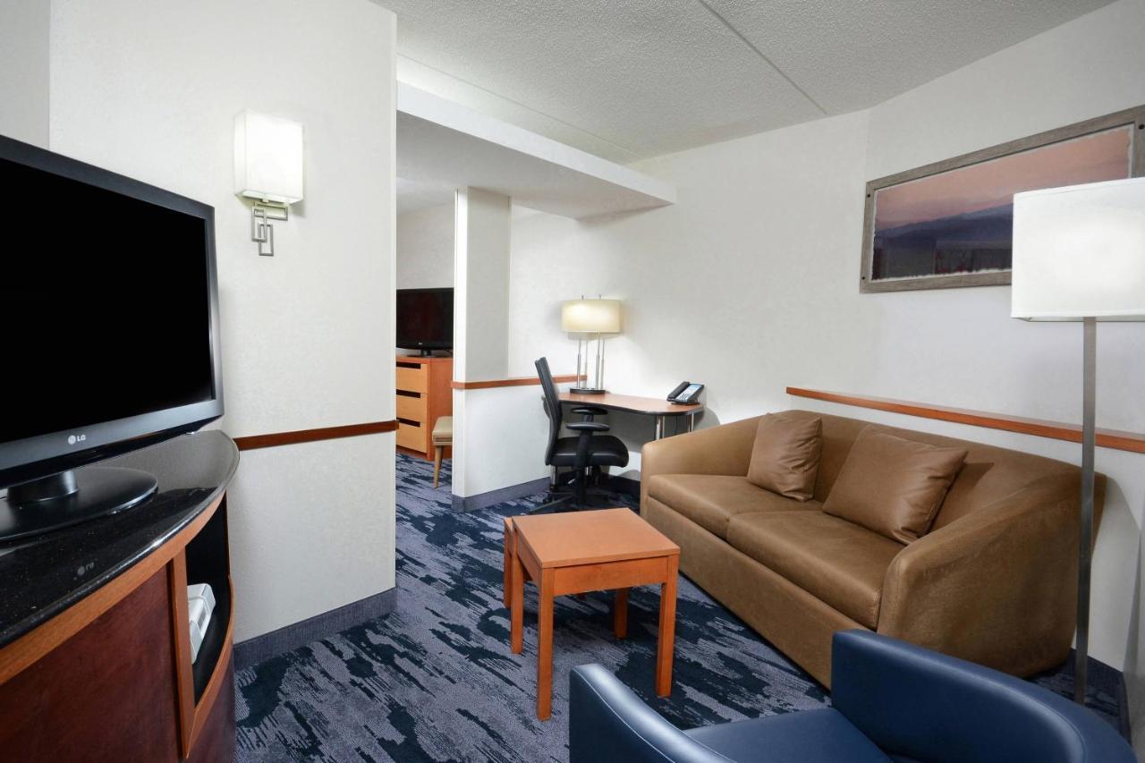 Fairfield Inn & Suites By Marriott Charlottesville North Ngoại thất bức ảnh